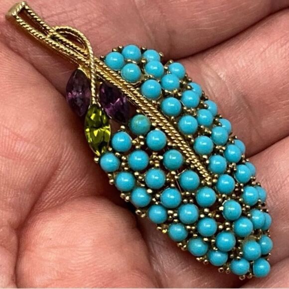 Vintage Capri Leaf Brooch - Picture 1 of 3